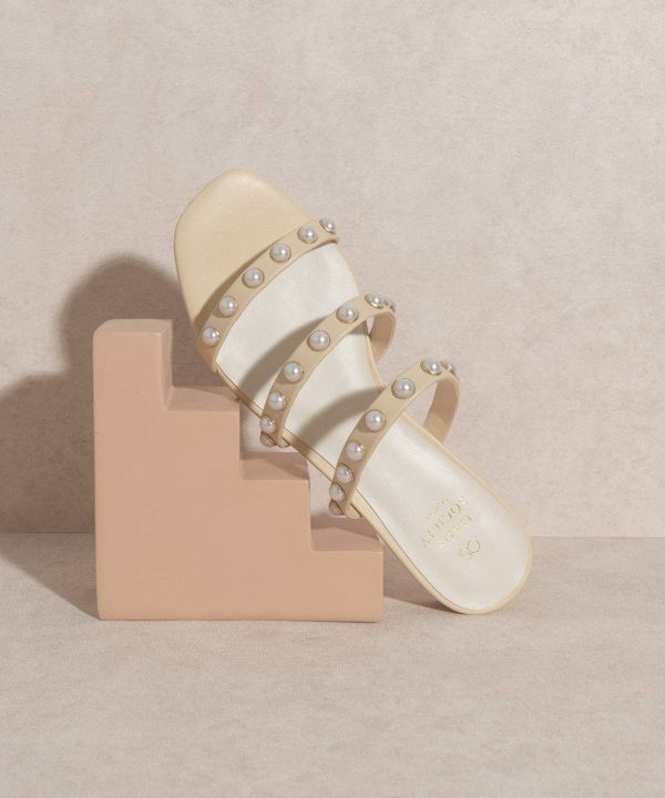 The Valerie Pearl Flat Sandals Fashion